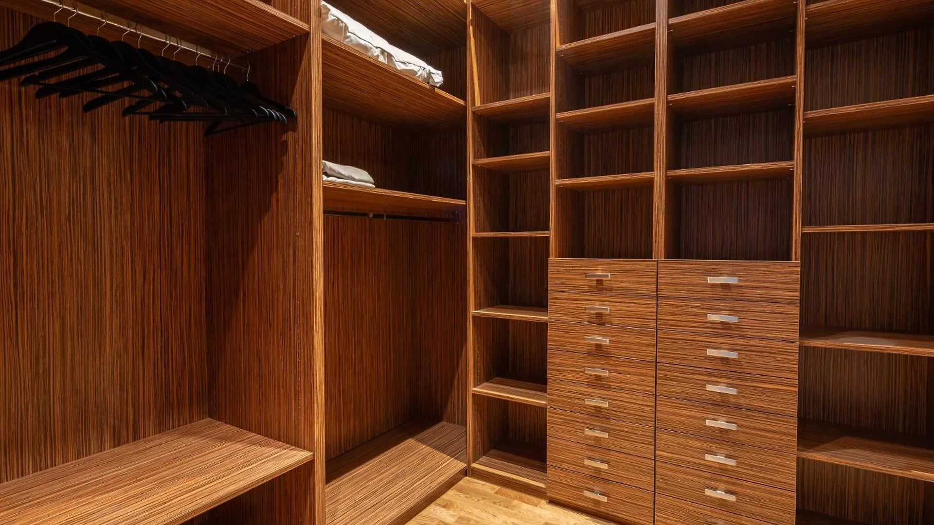 アパート Luxury 4 Bedroom Eiffel Tower View *