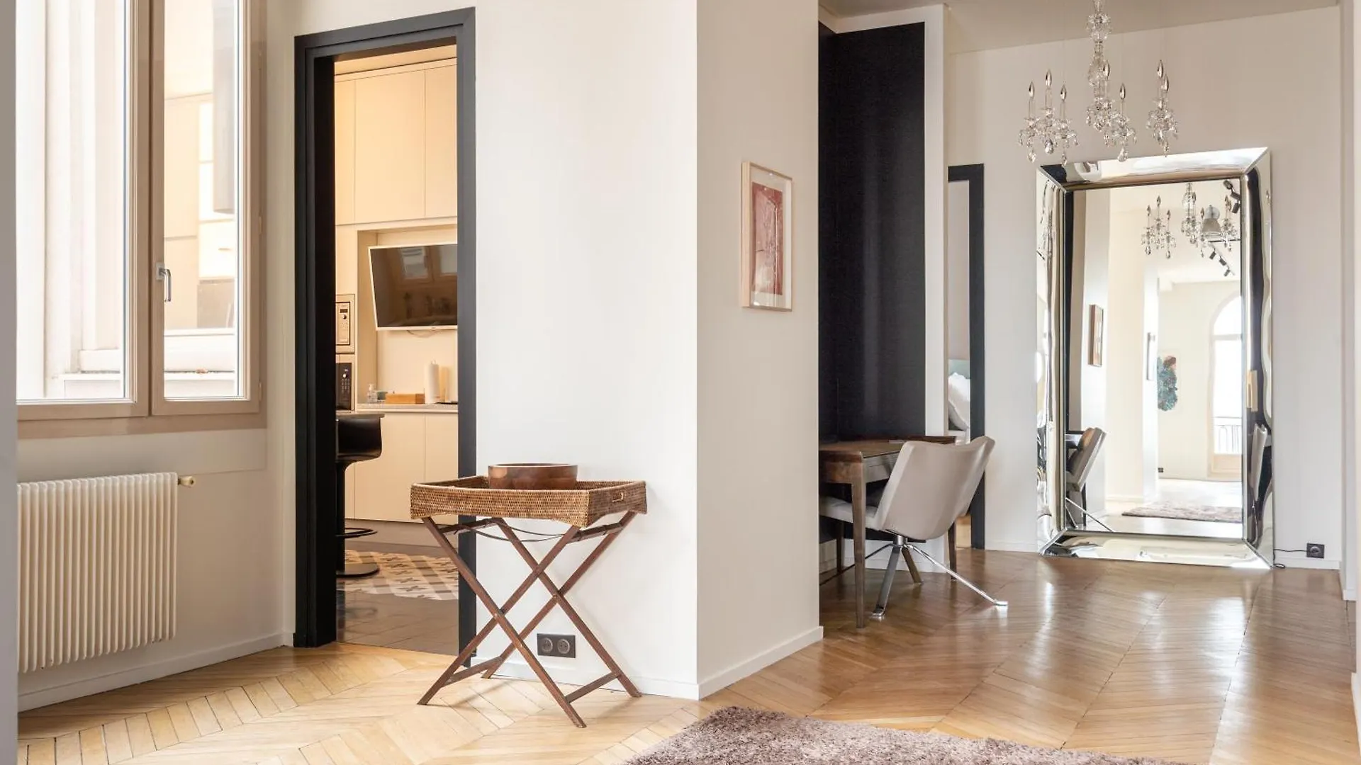 アパート Luxury 4 Bedroom Eiffel Tower View パリ